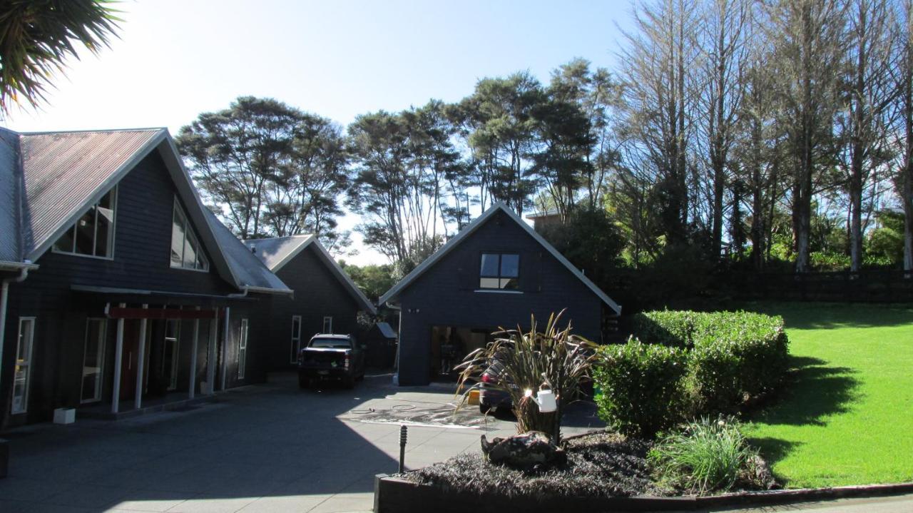 Fantail River Lodge Haruru エクステリア 写真