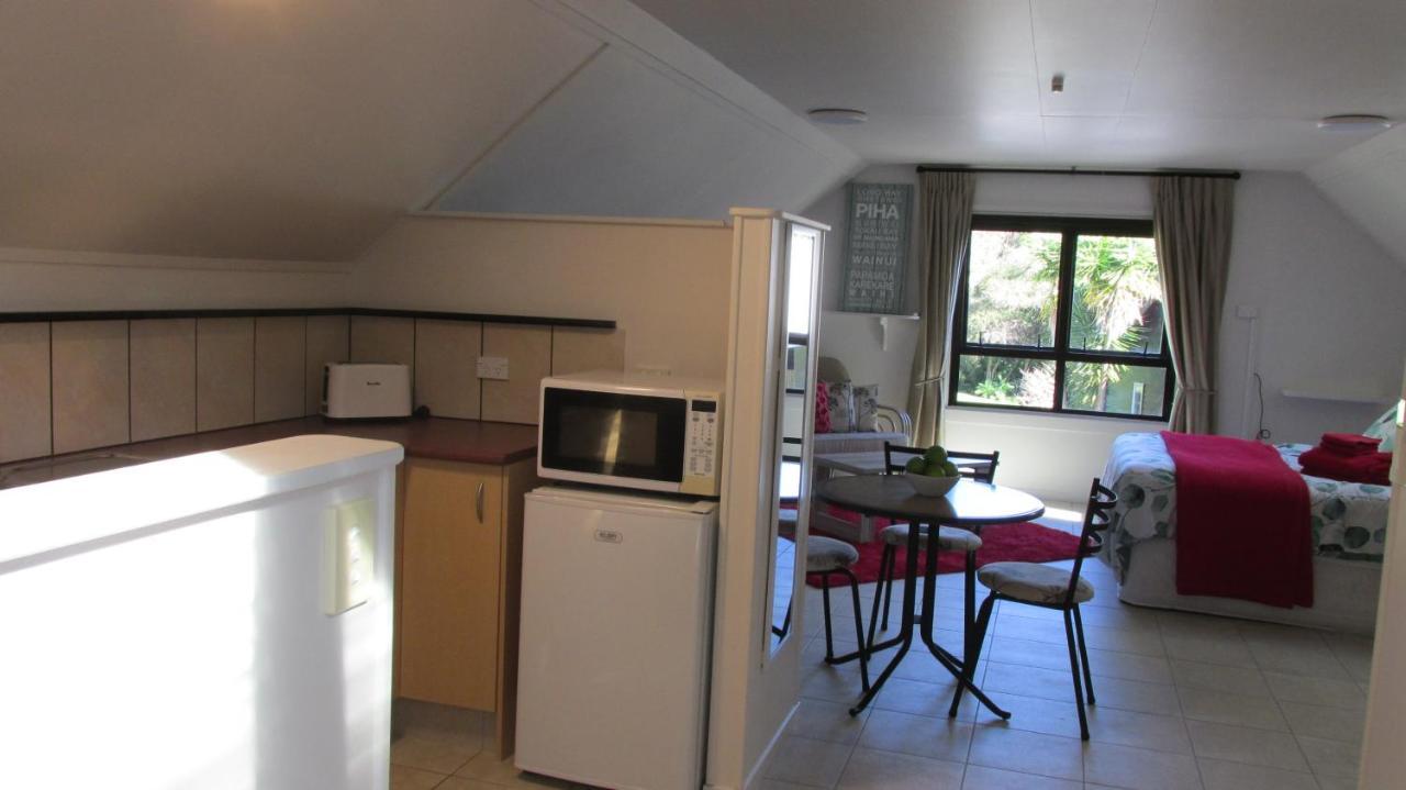 Fantail River Lodge Haruru エクステリア 写真